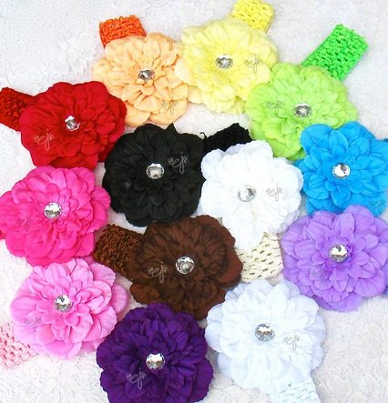 Tiaras de Flores Peonias em Cores Variadas Tiaras de Flores Peonias em Cores Variadas