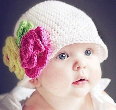 Touca Chapéu de Crochê Branca com Flores Bebês Touca Chapéu de Crochê Branca com Flores Bebês