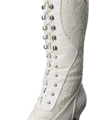 Bota Branca de Amarrar Bota Branca de Amarrar